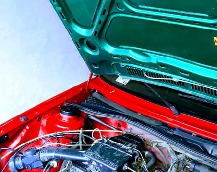 Червоний Фольксваген Гольф, об'ємом двигуна 1.6 л та пробігом 500 тис. км за 1000 $, фото 11 на Automoto.ua