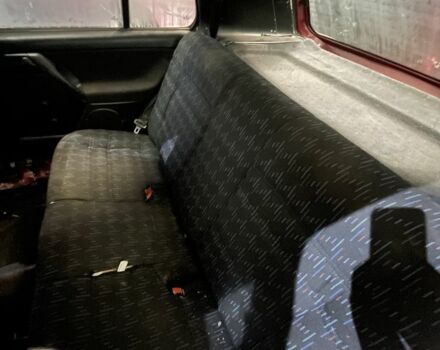 Красный Фольксваген Гольф, объемом двигателя 1.4 л и пробегом 294 тыс. км за 950 $, фото 8 на Automoto.ua