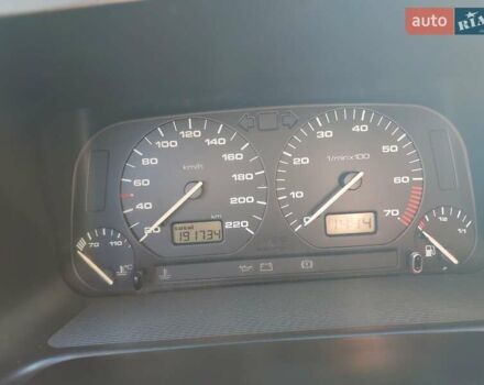 Красный Фольксваген Гольф, объемом двигателя 1.78 л и пробегом 192 тыс. км за 2000 $, фото 15 на Automoto.ua