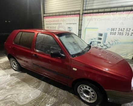 Красный Фольксваген Гольф, объемом двигателя 1.4 л и пробегом 294 тыс. км за 950 $, фото 10 на Automoto.ua