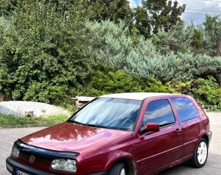 Фольксваген Гольф 1992 в Дрогобыче на Automoto.ua Красный Фольксваген Гольф, объемом двигателя 2 л и пробегом 200 тыс. км за 2000 $, фото 3 на Automoto.ua