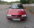 Красный Фольксваген Гольф, объемом двигателя 1.8 л и пробегом 250 тыс. км за 1200 $, фото 1 на Automoto.ua