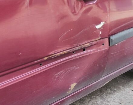 Красный Фольксваген Гольф, объемом двигателя 1.8 л и пробегом 199 тыс. км за 1300 $, фото 5 на Automoto.ua