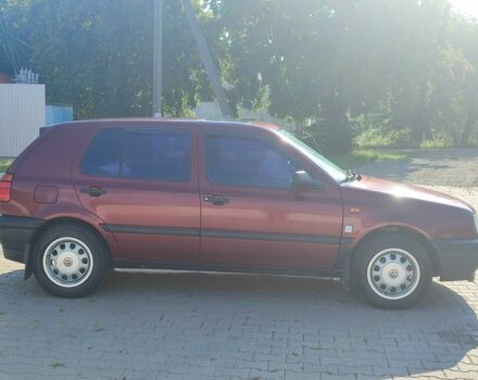 Красный Фольксваген Гольф, объемом двигателя 1.8 л и пробегом 325 тыс. км за 2200 $, фото 6 на Automoto.ua