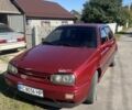 Красный Фольксваген Гольф, объемом двигателя 1.6 л и пробегом 258 тыс. км за 1656 $, фото 1 на Automoto.ua