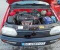 Червоний Фольксваген Гольф, об'ємом двигуна 1.6 л та пробігом 108 тис. км за 2800 $, фото 1 на Automoto.ua
