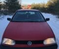 Красный Фольксваген Гольф, объемом двигателя 1.6 л и пробегом 280 тыс. км за 850 $, фото 1 на Automoto.ua