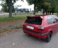 Красный Фольксваген Гольф, объемом двигателя 1.8 л и пробегом 250 тыс. км за 1200 $, фото 3 на Automoto.ua