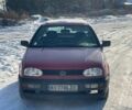 Красный Фольксваген Гольф, объемом двигателя 1.8 л и пробегом 185 тыс. км за 2200 $, фото 1 на Automoto.ua