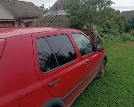 Червоний Фольксваген Гольф, об'ємом двигуна 1.6 л та пробігом 450 тис. км за 1600 $, фото 1 на Automoto.ua