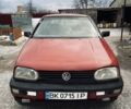 Красный Фольксваген Гольф, объемом двигателя 1.8 л и пробегом 199 тыс. км за 1272 $, фото 1 на Automoto.ua