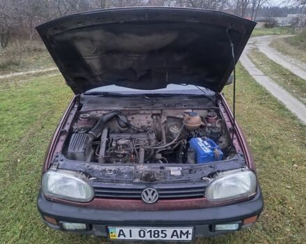 Красный Фольксваген Гольф, объемом двигателя 1.9 л и пробегом 197 тыс. км за 1000 $, фото 5 на Automoto.ua