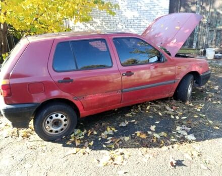 Фольксваген Гольф 1994 у Вышгороде на Automoto.ua Червоний Фольксваген Гольф, об'ємом двигуна 0 л та пробігом 100 тис. км за 642 $, фото 2 на Automoto.ua
