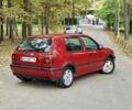 Красный Фольксваген Гольф, объемом двигателя 1.6 л и пробегом 280 тыс. км за 2000 $, фото 3 на Automoto.ua