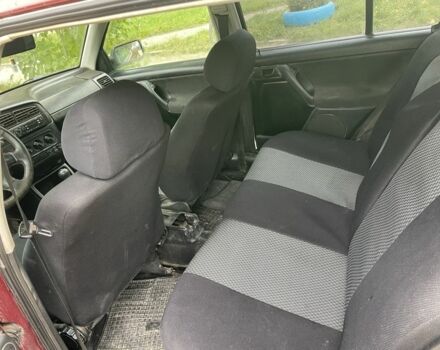 Червоний Фольксваген Гольф, об'ємом двигуна 1.8 л та пробігом 3 тис. км за 1300 $, фото 7 на Automoto.ua