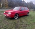 Фольксваген Гольф 1995 у Дубно на Automoto.ua Червоний Фольксваген Гольф, об'ємом двигуна 0 л та пробігом 100 тис. км за 850 $, фото 1 на Automoto.ua