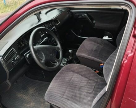 Красный Фольксваген Гольф, объемом двигателя 1.4 л и пробегом 265 тыс. км за 1500 $, фото 5 на Automoto.ua