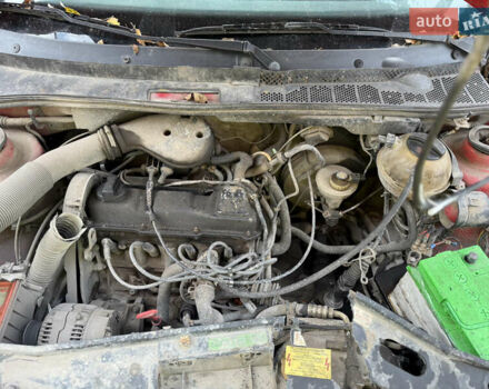 Красный Фольксваген Гольф, объемом двигателя 1.8 л и пробегом 260 тыс. км за 800 $, фото 6 на Automoto.ua