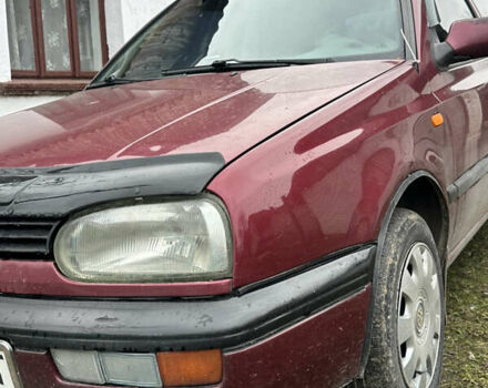 Червоний Фольксваген Гольф, об'ємом двигуна 1.6 л та пробігом 255 тис. км за 2350 $, фото 2 на Automoto.ua