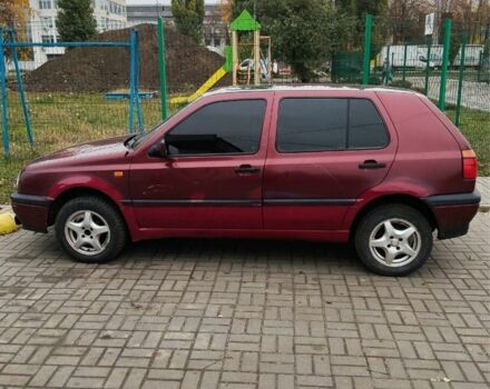 Красный Фольксваген Гольф, объемом двигателя 1.4 л и пробегом 265 тыс. км за 1500 $, фото 2 на Automoto.ua