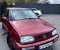 Красный Фольксваген Гольф, объемом двигателя 1.78 л и пробегом 91 тыс. км за 1950 $, фото 1 на Automoto.ua