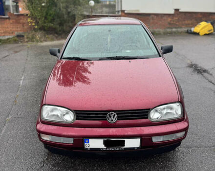 Красный Фольксваген Гольф, объемом двигателя 1.4 л и пробегом 125 тыс. км за 3500 $, фото 1 на Automoto.ua