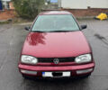 Красный Фольксваген Гольф, объемом двигателя 1.4 л и пробегом 125 тыс. км за 3500 $, фото 1 на Automoto.ua