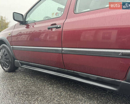 Красный Фольксваген Гольф, объемом двигателя 1.4 л и пробегом 125 тыс. км за 3500 $, фото 7 на Automoto.ua