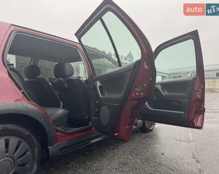 Красный Фольксваген Гольф, объемом двигателя 1.4 л и пробегом 125 тыс. км за 3500 $, фото 12 на Automoto.ua