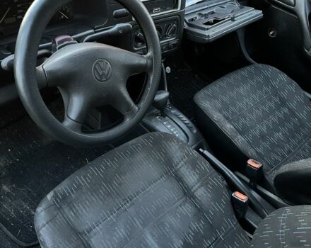 Красный Фольксваген Гольф, объемом двигателя 1.9 л и пробегом 310 тыс. км за 700 $, фото 6 на Automoto.ua