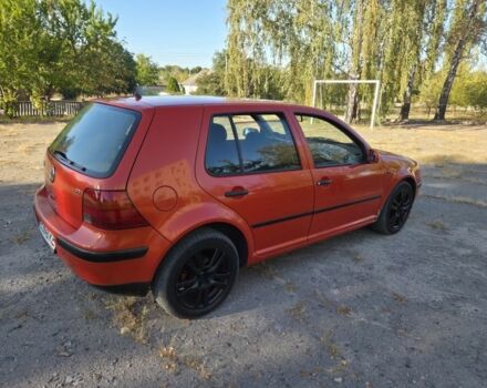 Красный Фольксваген Гольф, объемом двигателя 1.6 л и пробегом 280 тыс. км за 2760 $, фото 4 на Automoto.ua