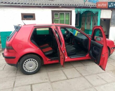 Красный Фольксваген Гольф, объемом двигателя 1.4 л и пробегом 270 тыс. км за 3600 $, фото 7 на Automoto.ua