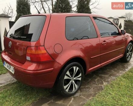 Червоний Фольксваген Гольф, об'ємом двигуна 1.39 л та пробігом 261 тис. км за 3000 $, фото 4 на Automoto.ua