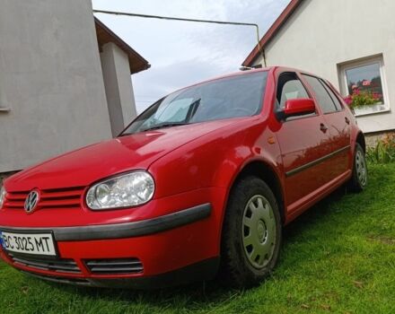 Красный Фольксваген Гольф, объемом двигателя 1.4 л и пробегом 230 тыс. км за 3200 $, фото 4 на Automoto.ua