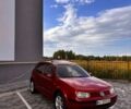 Червоний Фольксваген Гольф, об'ємом двигуна 1.39 л та пробігом 454 тис. км за 4444 $, фото 1 на Automoto.ua
