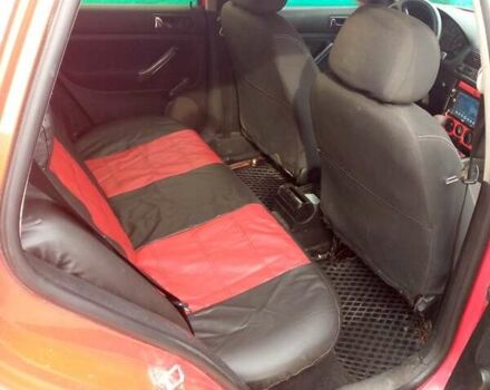 Красный Фольксваген Гольф, объемом двигателя 1.4 л и пробегом 270 тыс. км за 3600 $, фото 5 на Automoto.ua