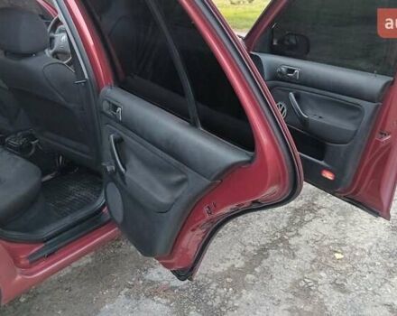 Червоний Фольксваген Гольф, об'ємом двигуна 1.39 л та пробігом 278 тис. км за 2250 $, фото 9 на Automoto.ua