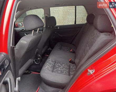Красный Фольксваген Гольф, объемом двигателя 1.4 л и пробегом 180 тыс. км за 3200 $, фото 21 на Automoto.ua