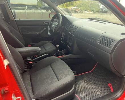 Красный Фольксваген Гольф, объемом двигателя 1.4 л и пробегом 170 тыс. км за 3100 $, фото 7 на Automoto.ua