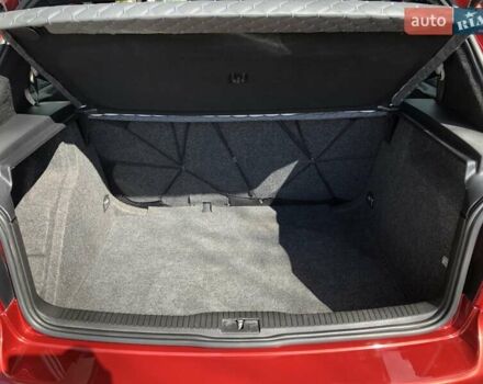 Червоний Фольксваген Гольф, об'ємом двигуна 1.39 л та пробігом 261 тис. км за 3000 $, фото 18 на Automoto.ua