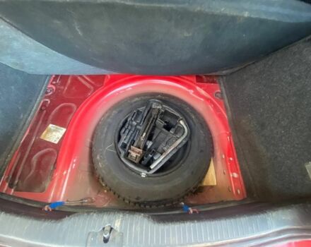 Красный Фольксваген Гольф, объемом двигателя 1.4 л и пробегом 270 тыс. км за 3000 $, фото 5 на Automoto.ua