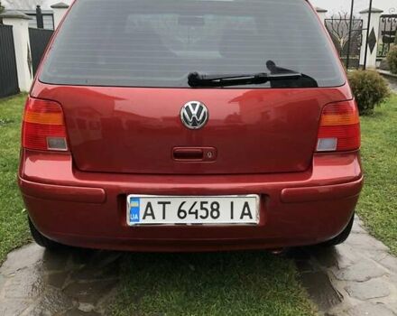 Червоний Фольксваген Гольф, об'ємом двигуна 1.39 л та пробігом 261 тис. км за 3000 $, фото 5 на Automoto.ua
