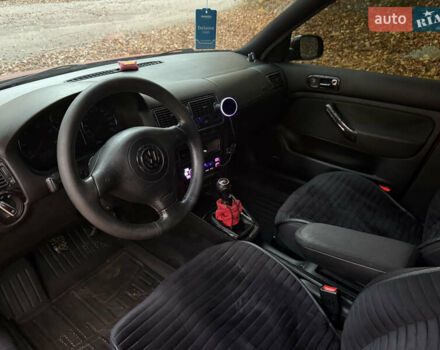 Красный Фольксваген Гольф, объемом двигателя 1.9 л и пробегом 499 тыс. км за 4300 $, фото 24 на Automoto.ua