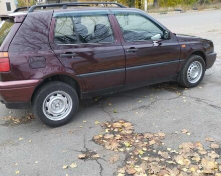 Фольксваген Гольф 1998 в Черкассах на Automoto.ua Красный Фольксваген Гольф, объемом двигателя 1 л и пробегом 1 тыс. км за 1550 $, фото 7 на Automoto.ua