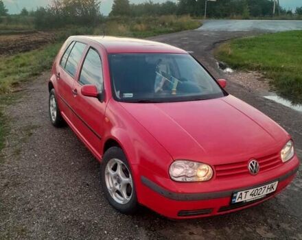 Красный Фольксваген Гольф, объемом двигателя 1.39 л и пробегом 263 тыс. км за 3200 $, фото 5 на Automoto.ua