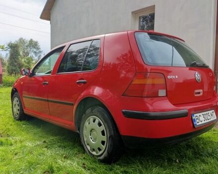 Красный Фольксваген Гольф, объемом двигателя 1.4 л и пробегом 230 тыс. км за 3200 $, фото 1 на Automoto.ua