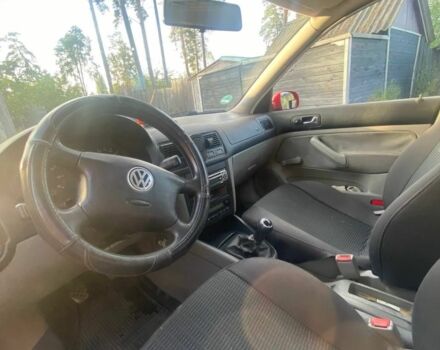 Красный Фольксваген Гольф, объемом двигателя 1.4 л и пробегом 270 тыс. км за 3000 $, фото 12 на Automoto.ua