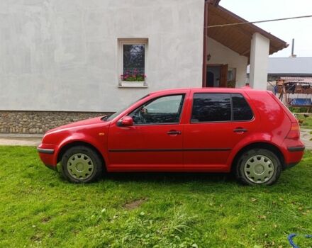 Красный Фольксваген Гольф, объемом двигателя 1.4 л и пробегом 230 тыс. км за 3200 $, фото 2 на Automoto.ua