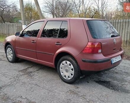 Червоний Фольксваген Гольф, об'ємом двигуна 1.39 л та пробігом 278 тис. км за 2250 $, фото 2 на Automoto.ua