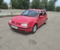 Красный Фольксваген Гольф, объемом двигателя 1.6 л и пробегом 390 тыс. км за 3900 $, фото 4 на Automoto.ua
